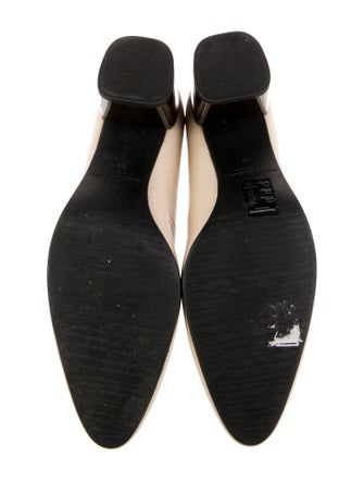 Vagabond Shoemakers Leather Pumps