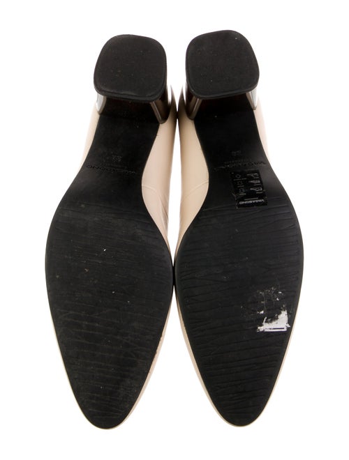 Vagabond Shoemakers Leather Pumps