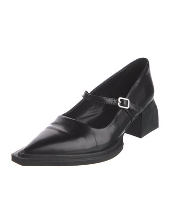 Vagabond Shoemakers Leather Pumps