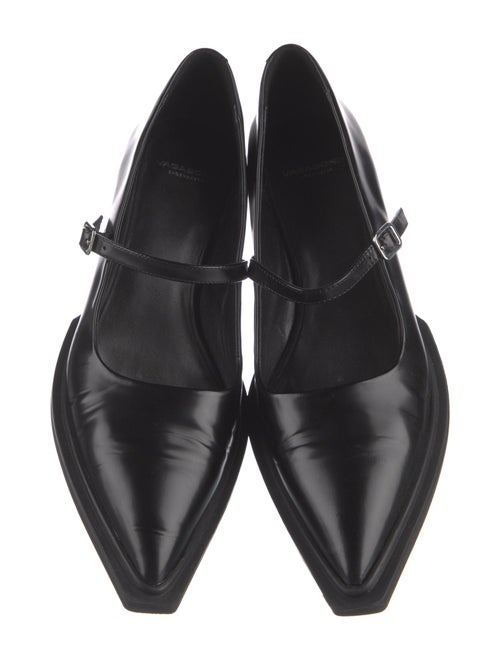 Vagabond Shoemakers Leather Pumps