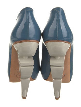 Vs2R By Vincenzo Somarelli Patent Leather Pumps