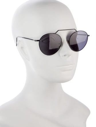 Illesteva Round Tinted Sunglasses