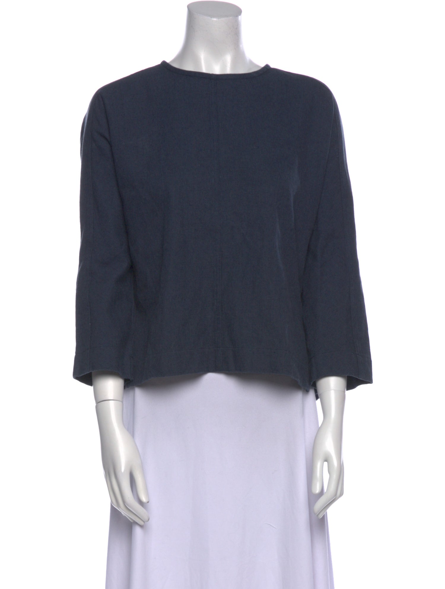 Black Crane Scoop Neck Three-Quarter Sleeve Crop Top