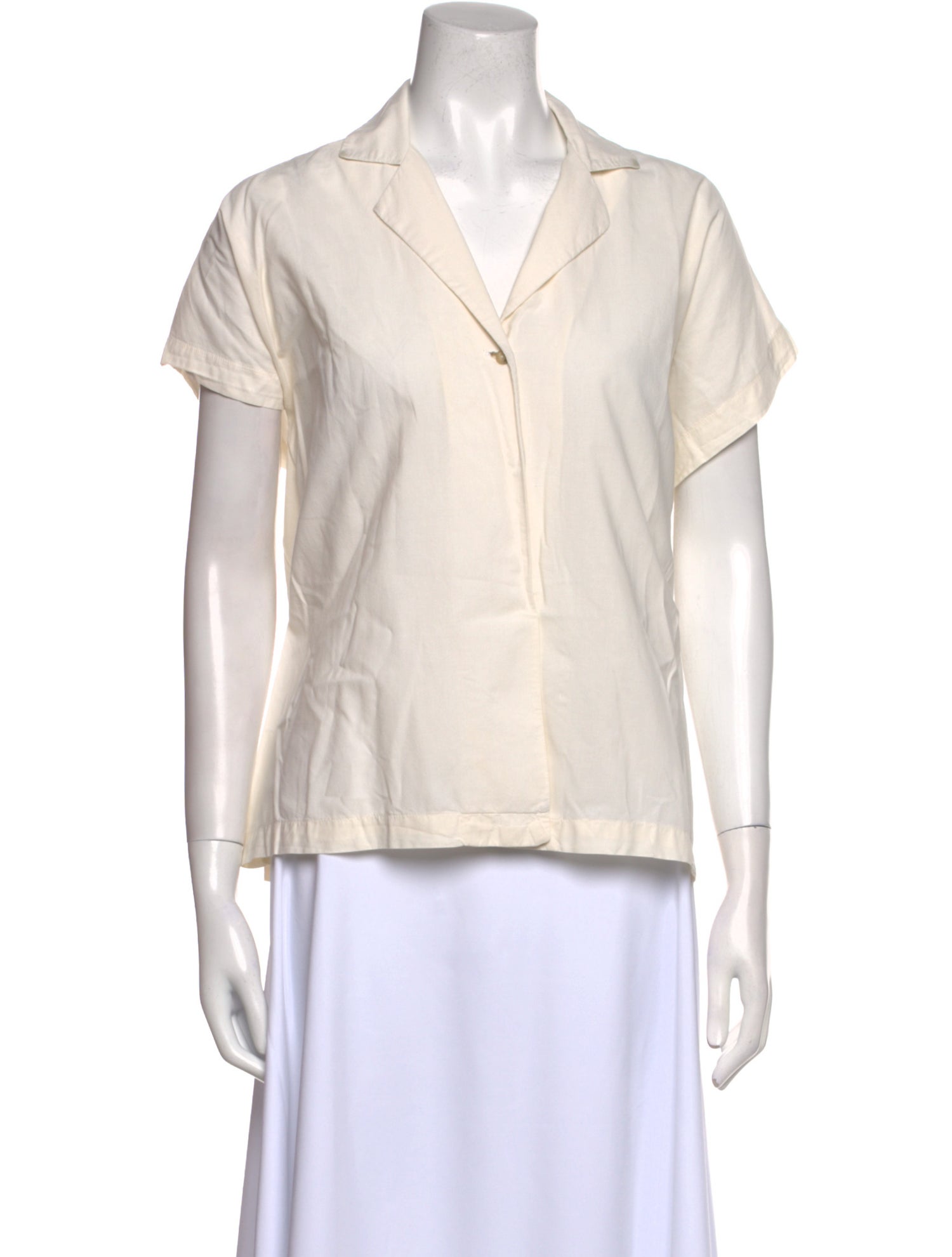 Black Crane V-Neck Short Sleeve Button-Up Top