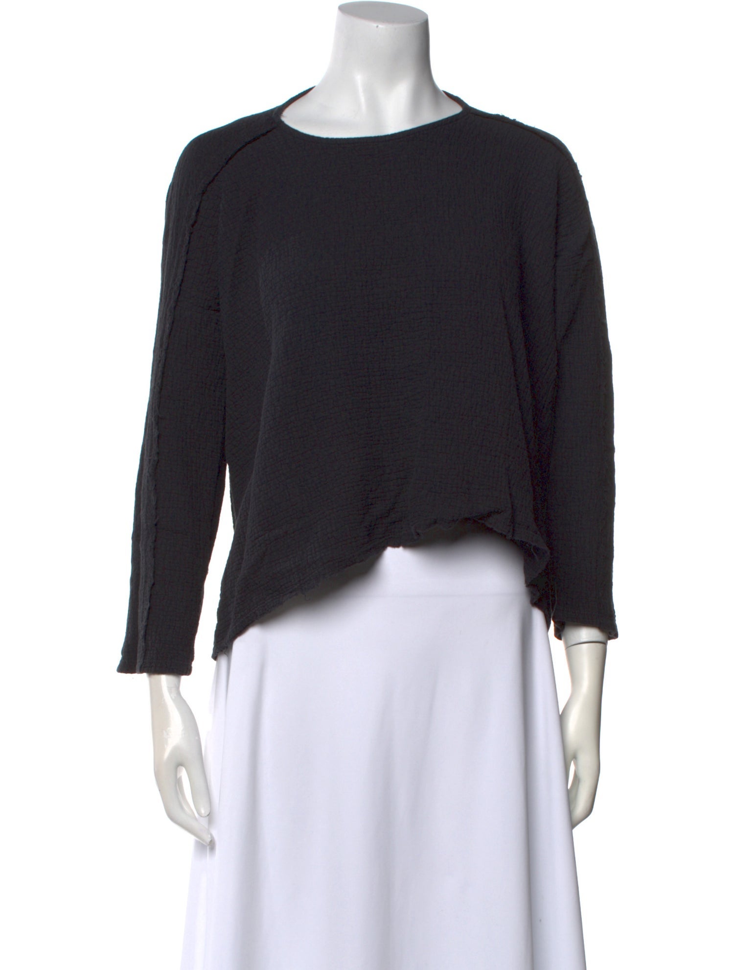 Black Crane Scoop Neck Long Sleeve Crop Top