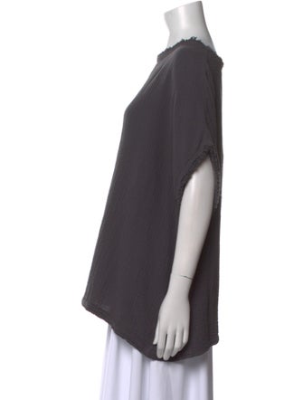 Black Crane Bateau Neckline Short Sleeve T-Shirt