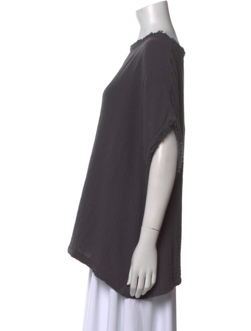 Black Crane Bateau Neckline Short Sleeve T-Shirt