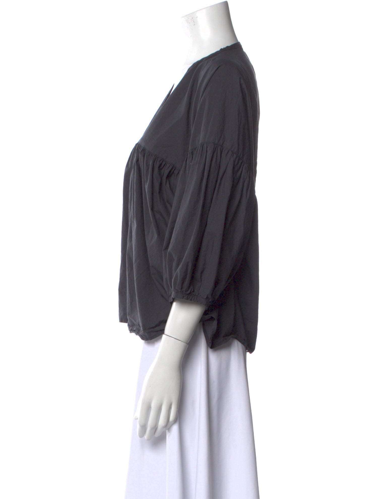 Black Crane V-Neck Three-Quarter Sleeve Blouse