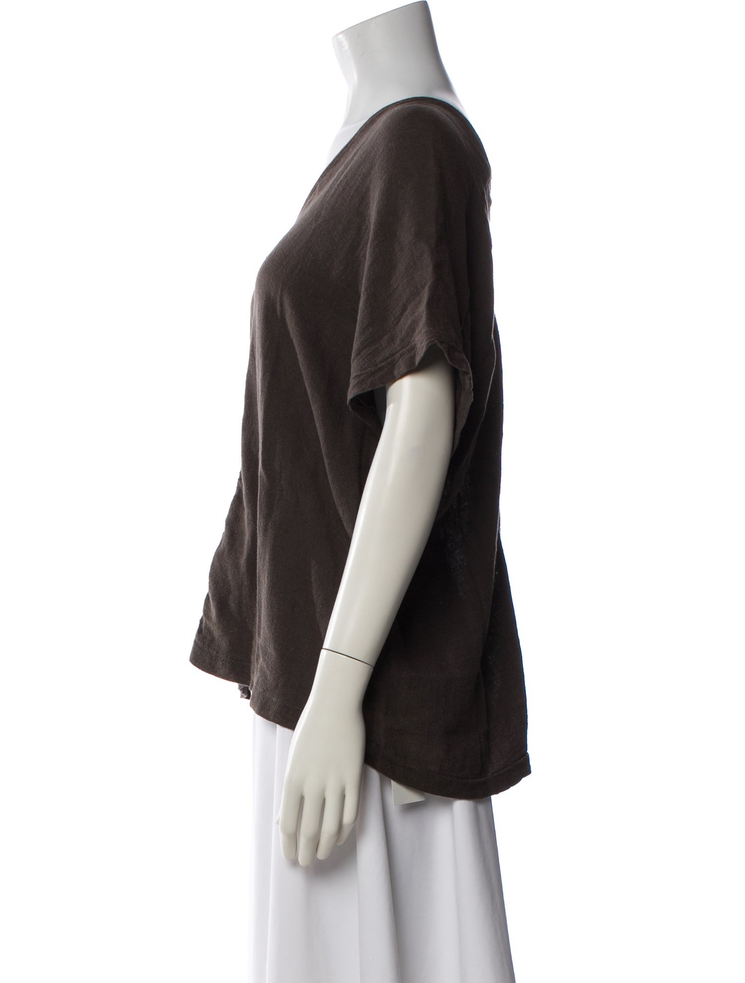 Black Crane V-Neck Short Sleeve Top