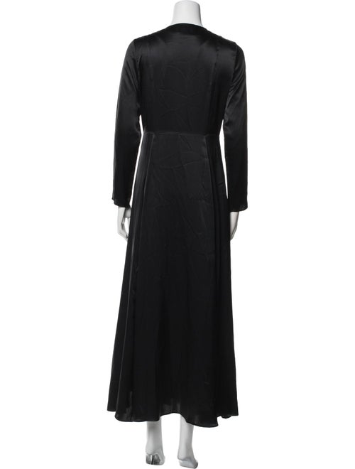 we are LEONE Silk Robe