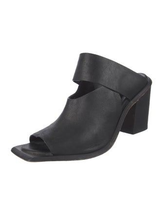 Wal & Pai Leather Slides