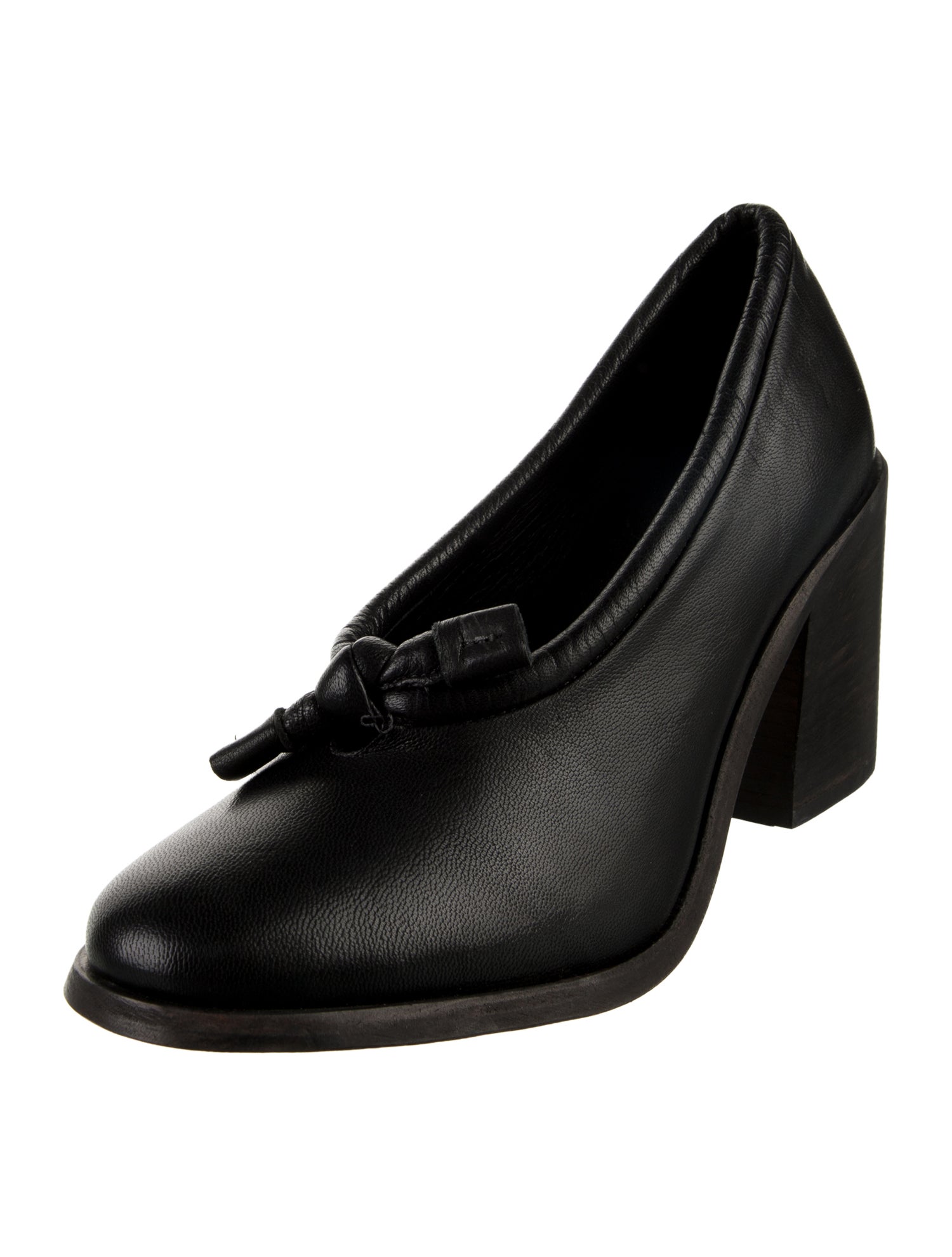 Wal & Pai Leather Pumps