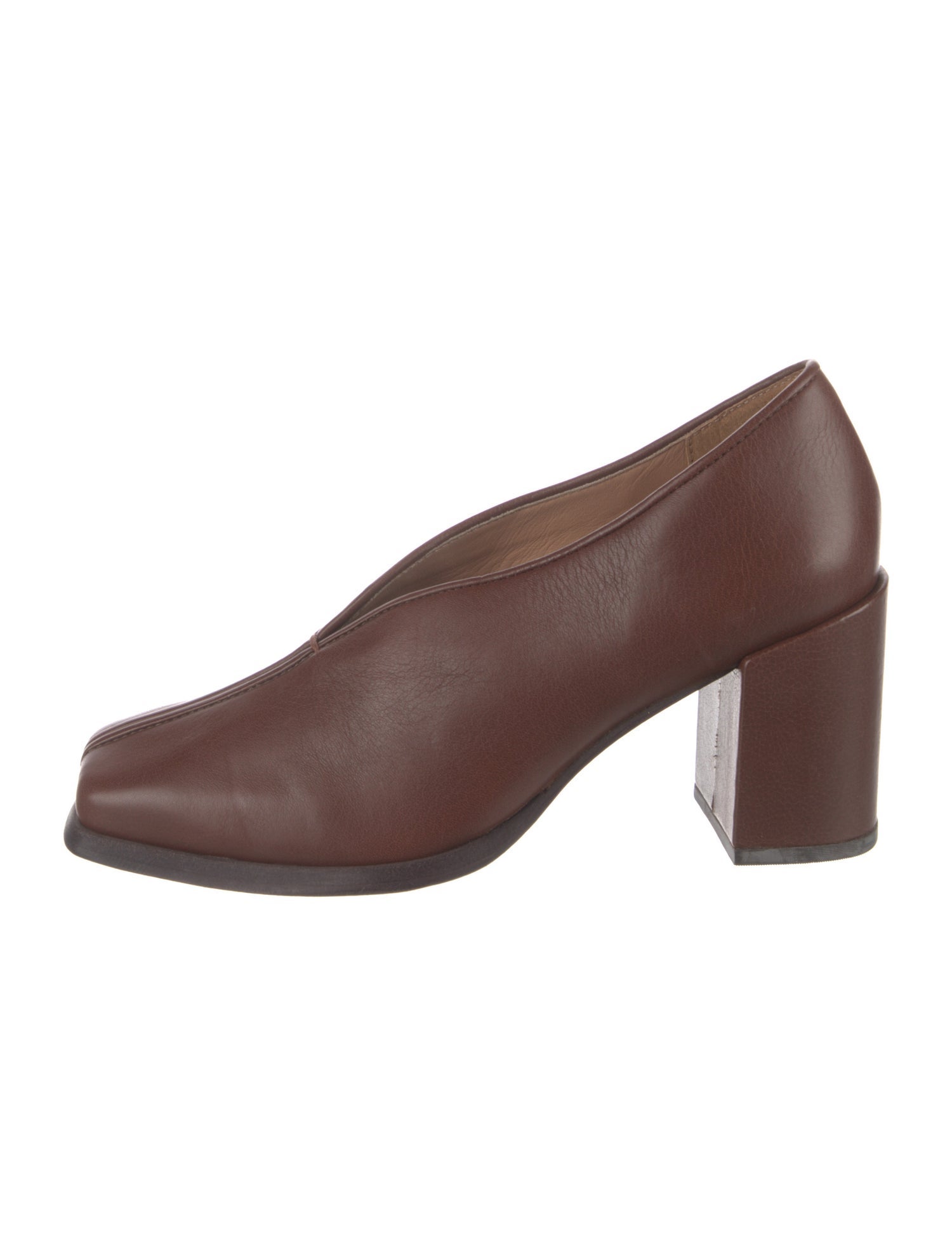 Wal & Pai Leather Pumps