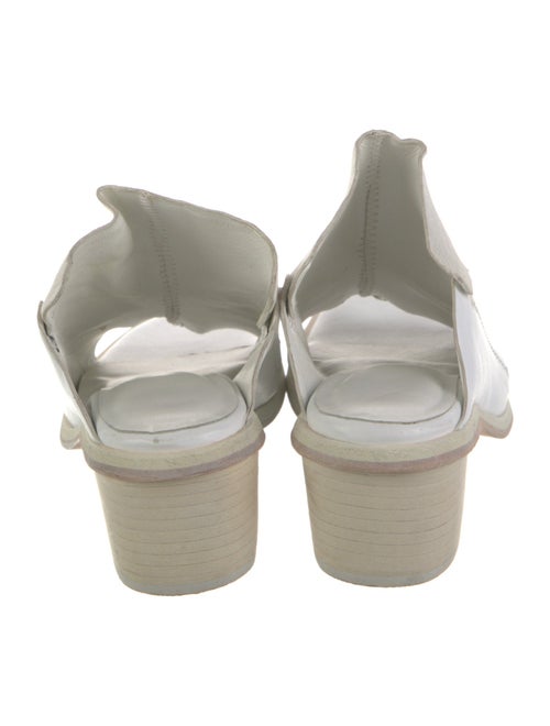 Wal & Pai Leather Slides