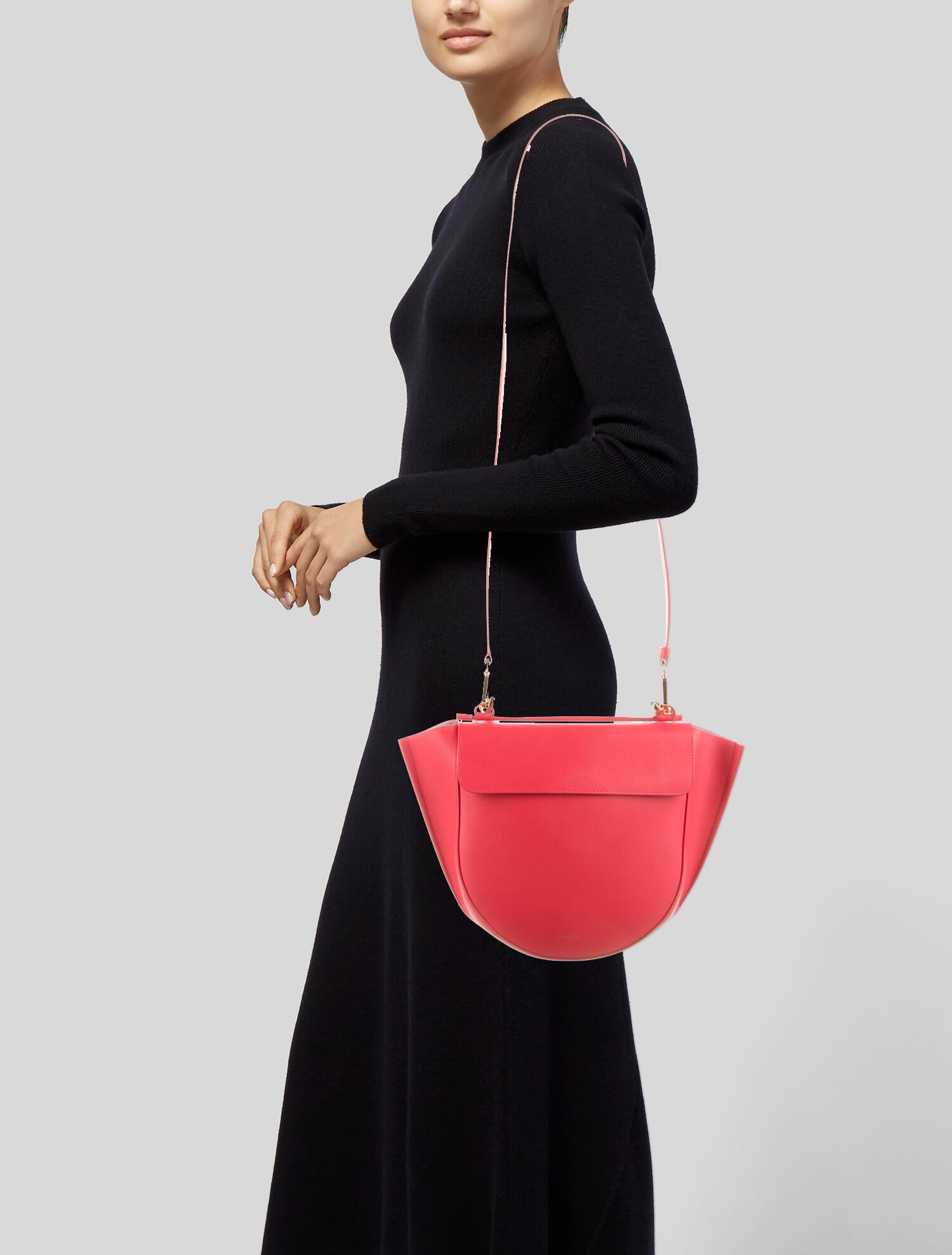 WANDLER Hortensia Medium Bag - Pink Shoulder Bags, Handbags