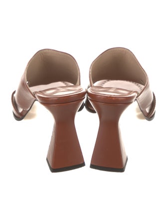 WANDLER Leather Cutout Accent Slides