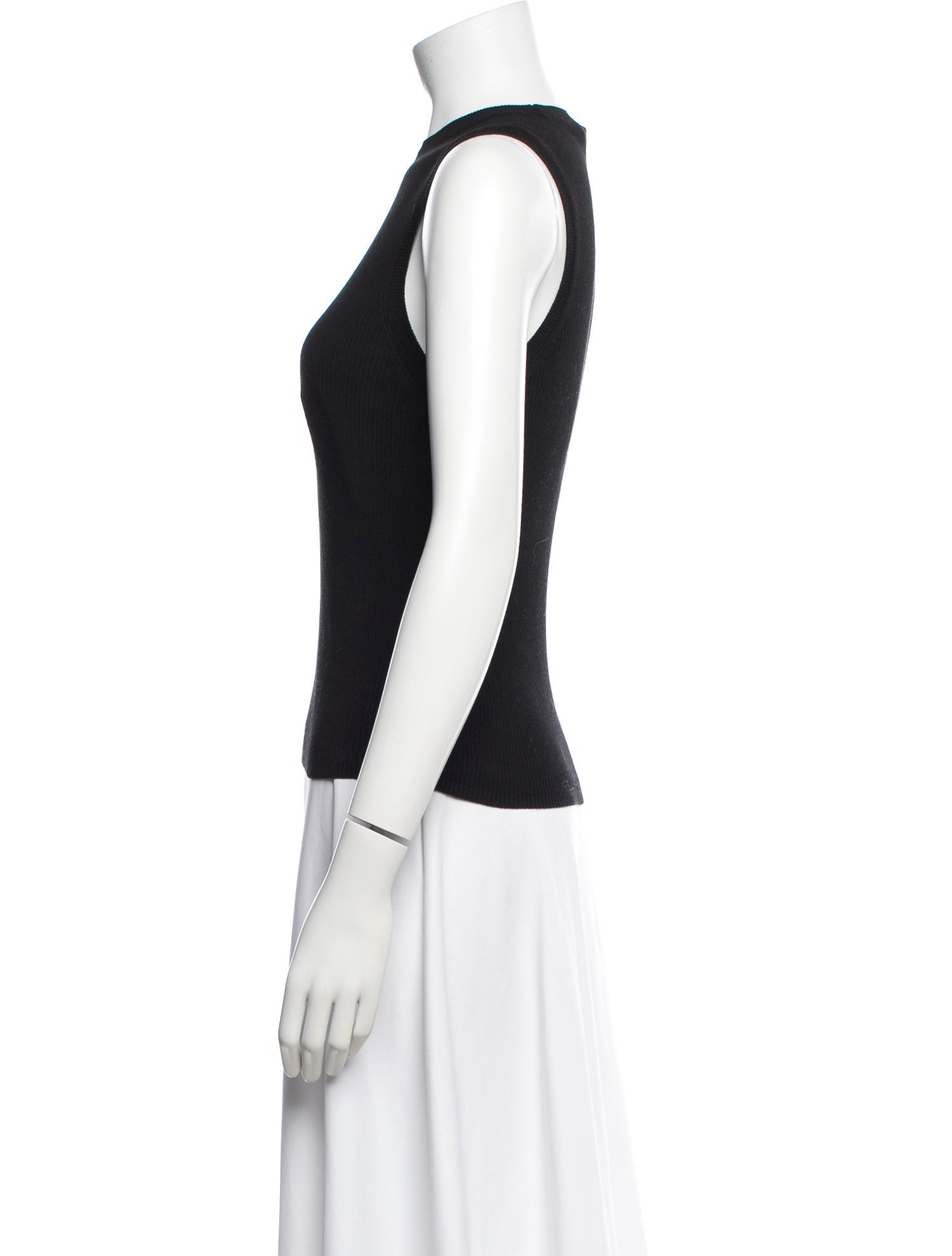 WARDROBE.NYC Crew Neck Sleeveless Top