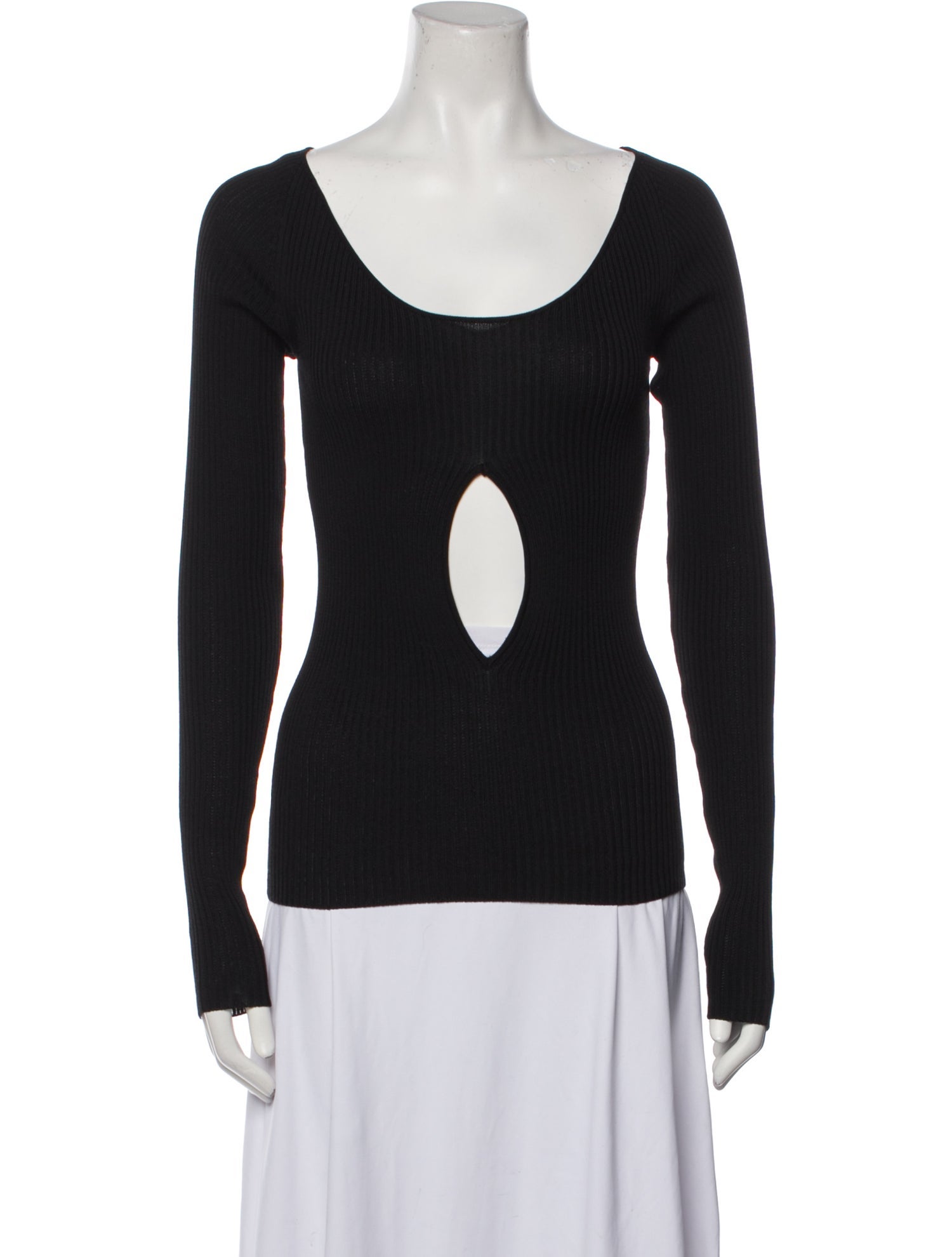 Caes Scoop Neck Long Sleeve Top