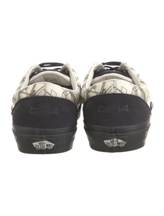 c2h4 Canvas Printed Sneakers
