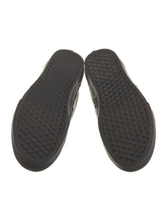 c2h4 Canvas Printed Sneakers