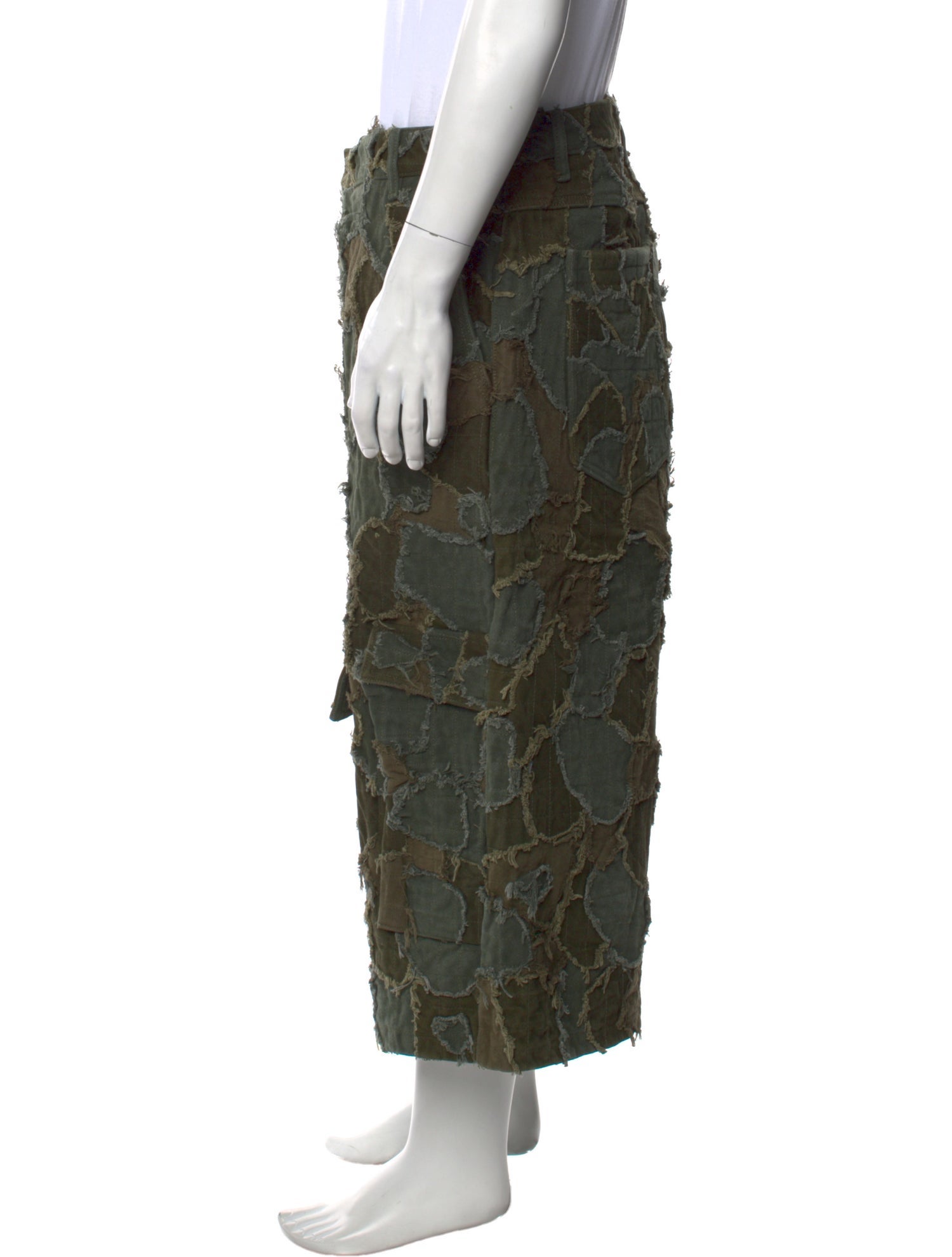 Who Decides War Camouflage Print Cargo Shorts