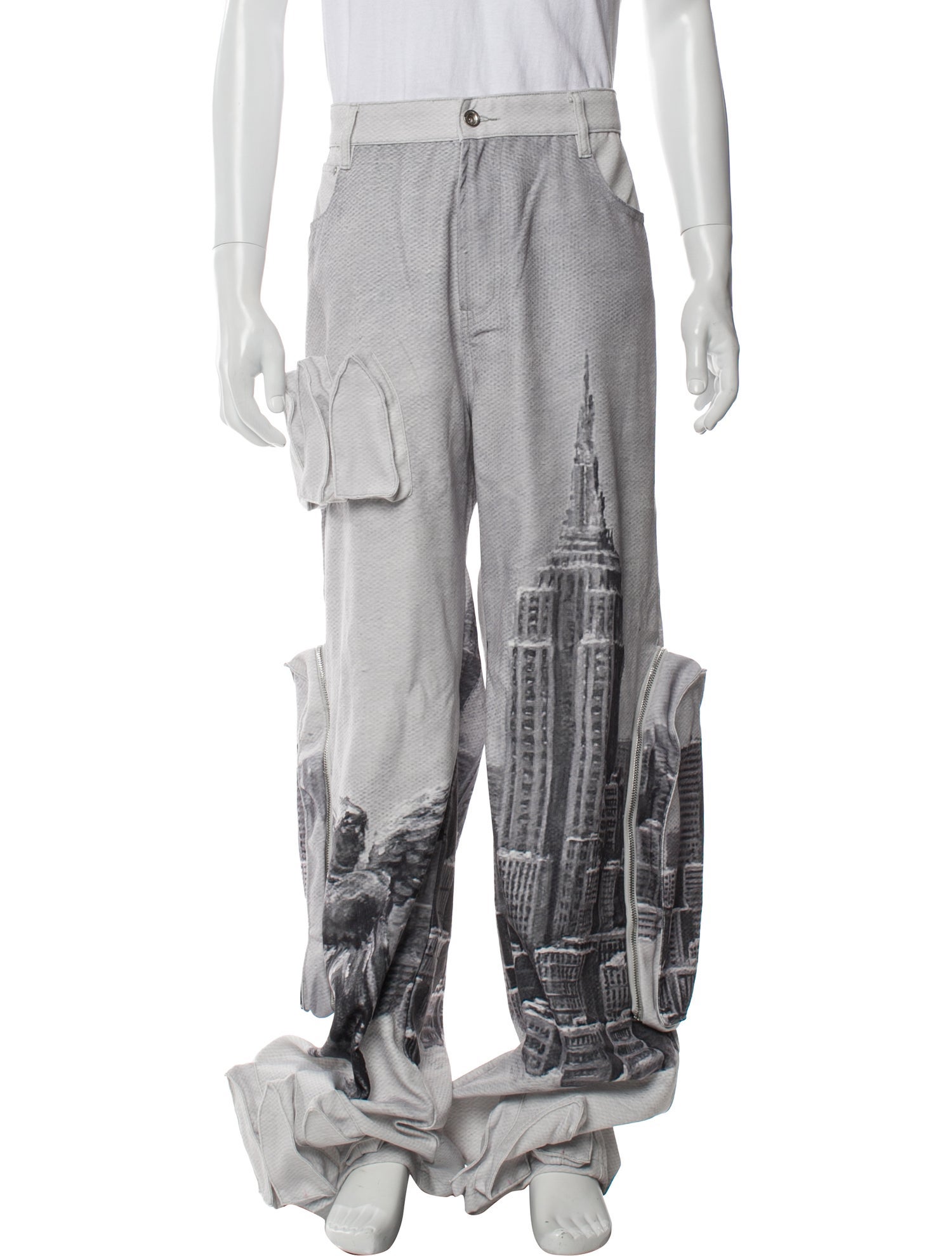 Who Decides War Graphic Print Cargo Pants w/ Tags