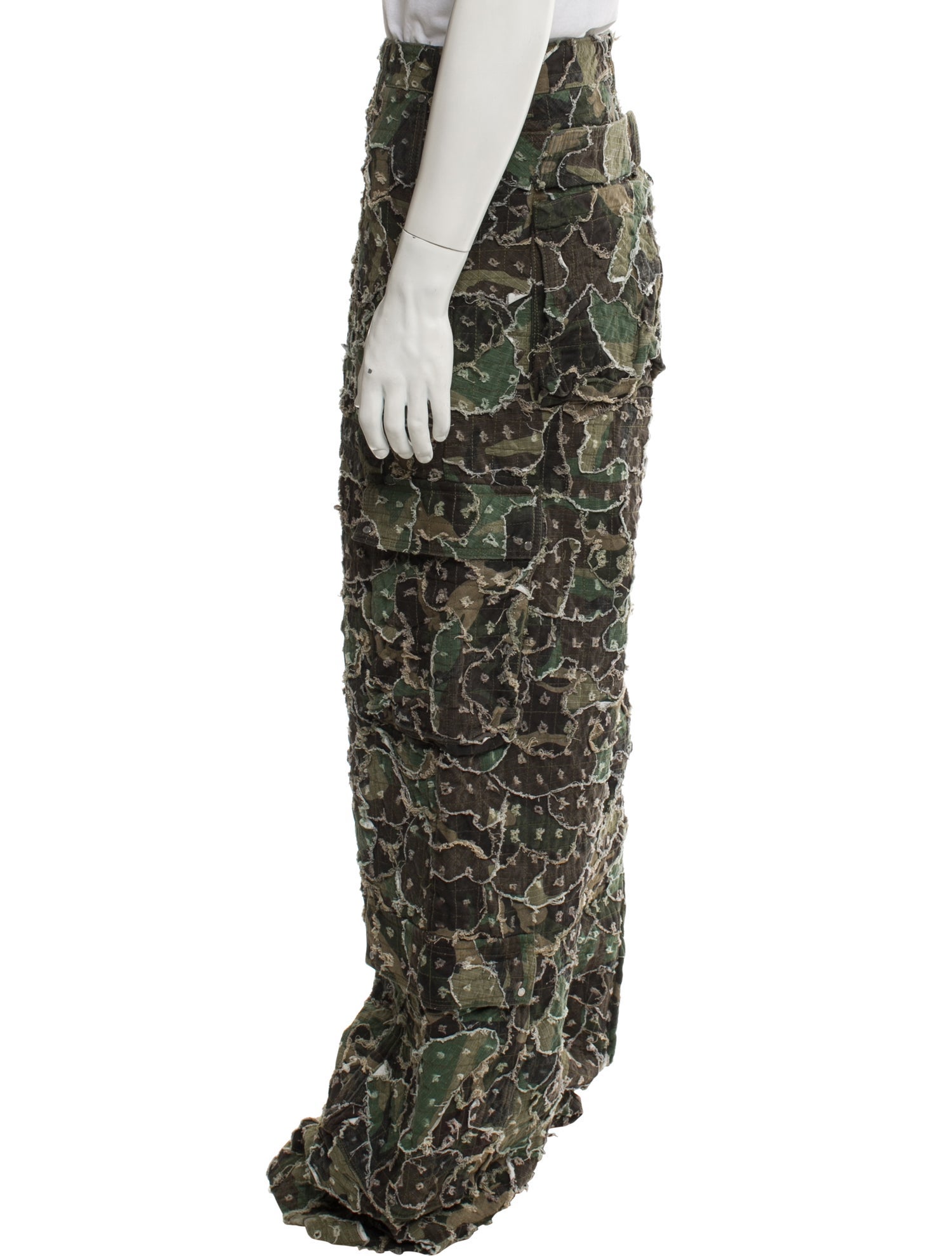 Who Decides War Printed Cargo Pants w/ Tags