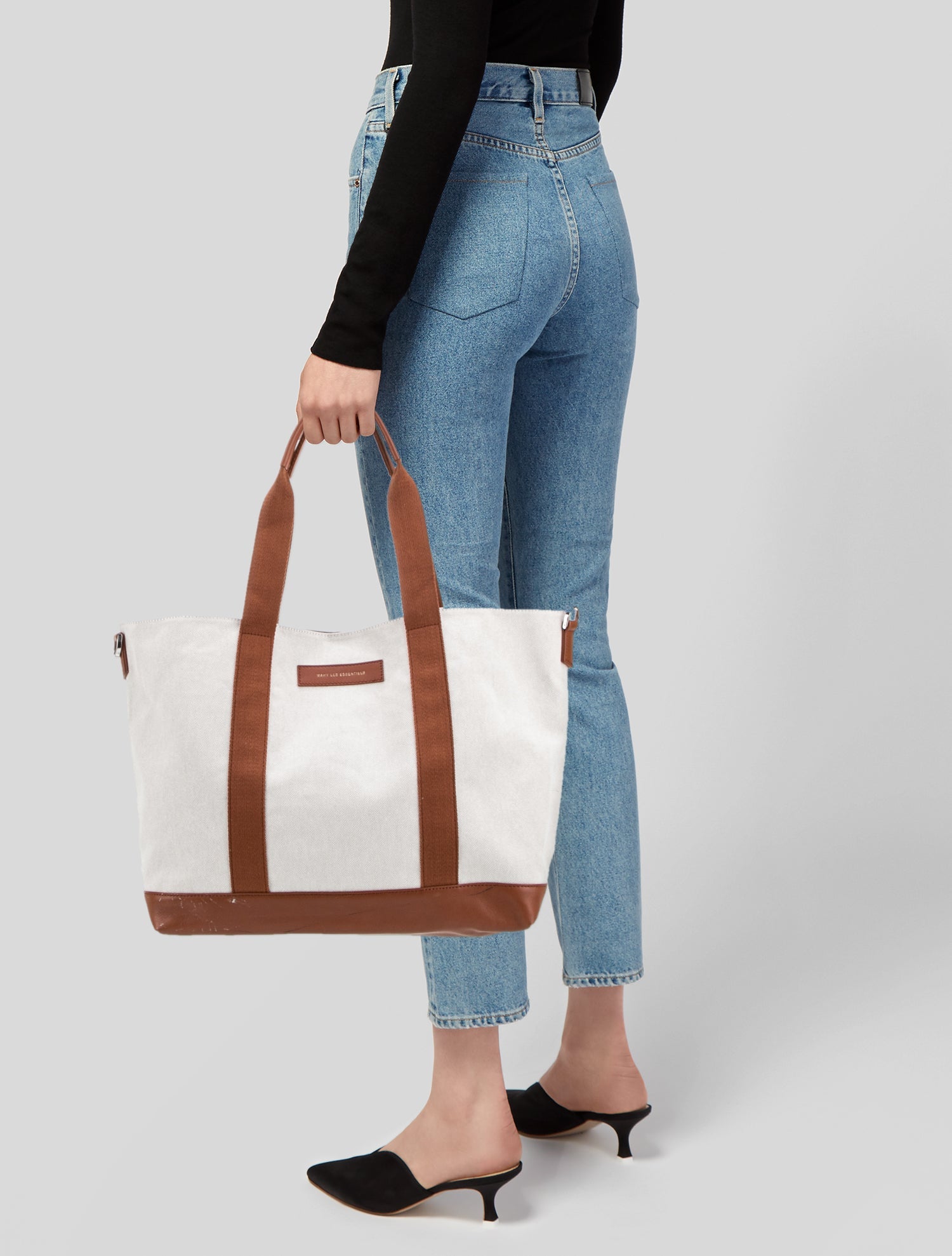 WANT Les Essentiels Canvas Tote