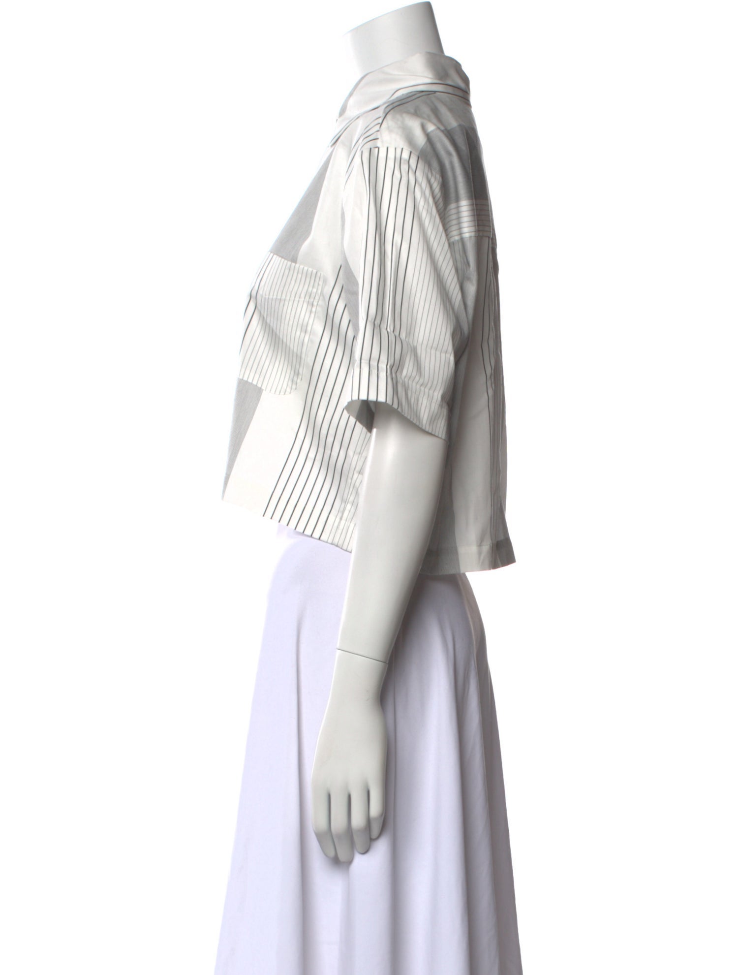 Wear Cissa Striped Short Sleeve Crop Top