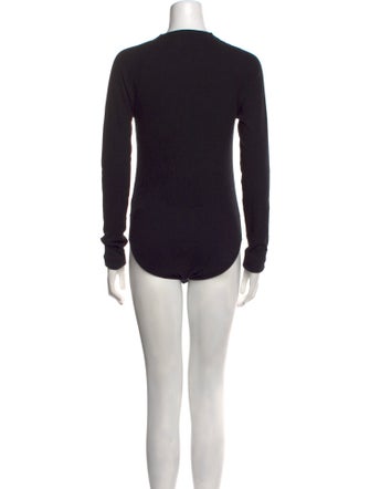 Wiggy Kit Square Neckline Long Sleeve Bodysuit
