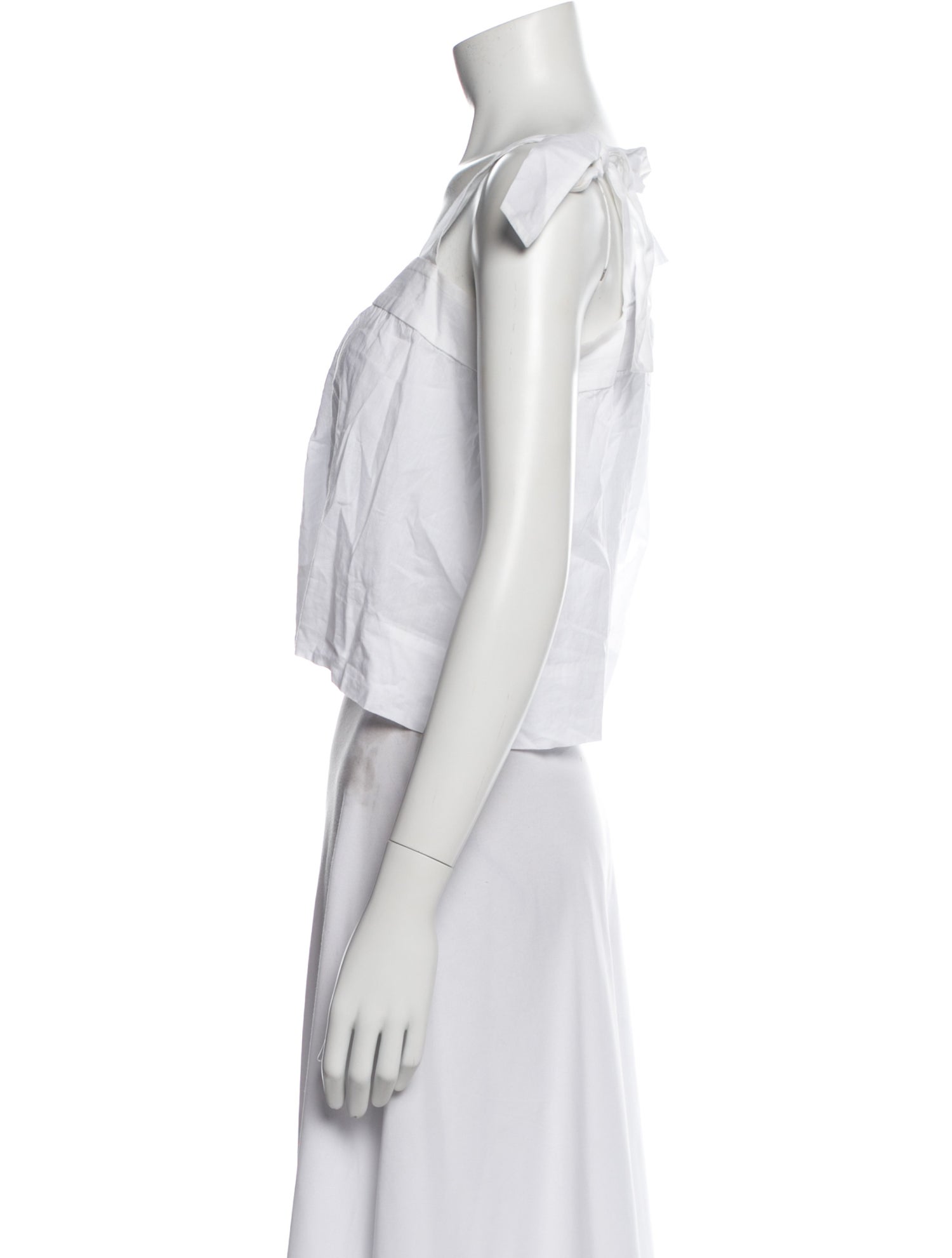 Wiggy Kit Square Neckline Sleeveless Crop Top