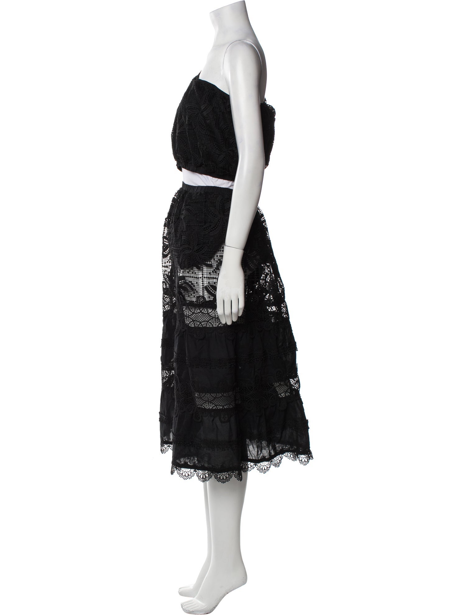 WaiMari Lace Pattern Midi Length Dress