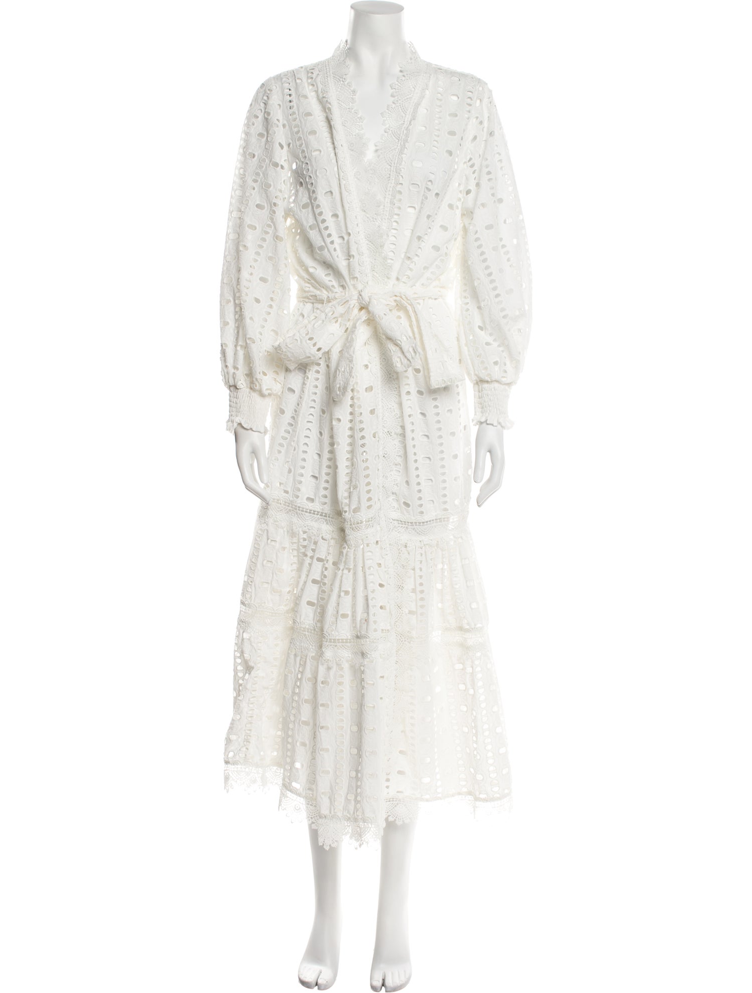 WaiMari Lace Pattern Embroidered Accent Cover-Up