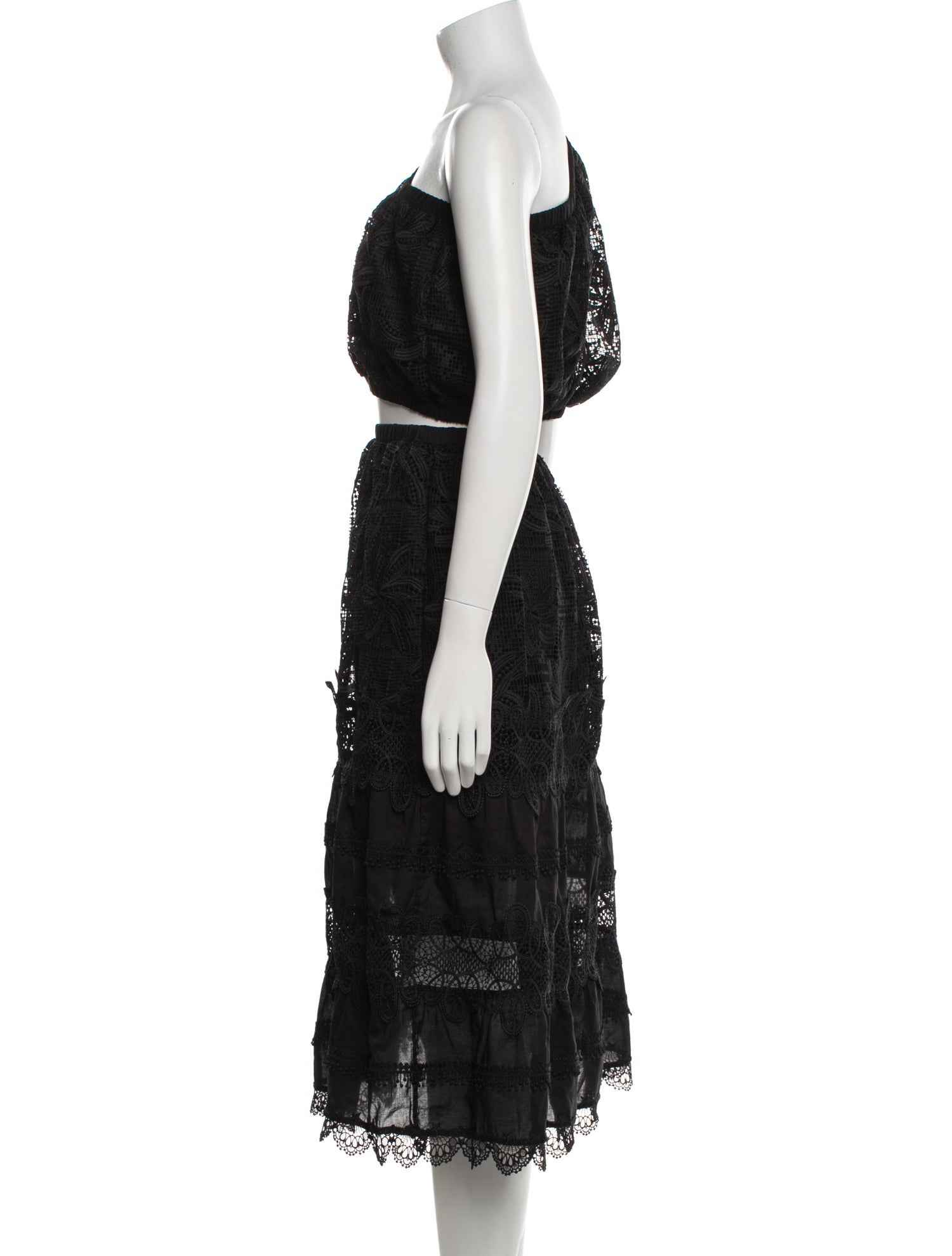 WaiMari Lace Pattern Long Dress