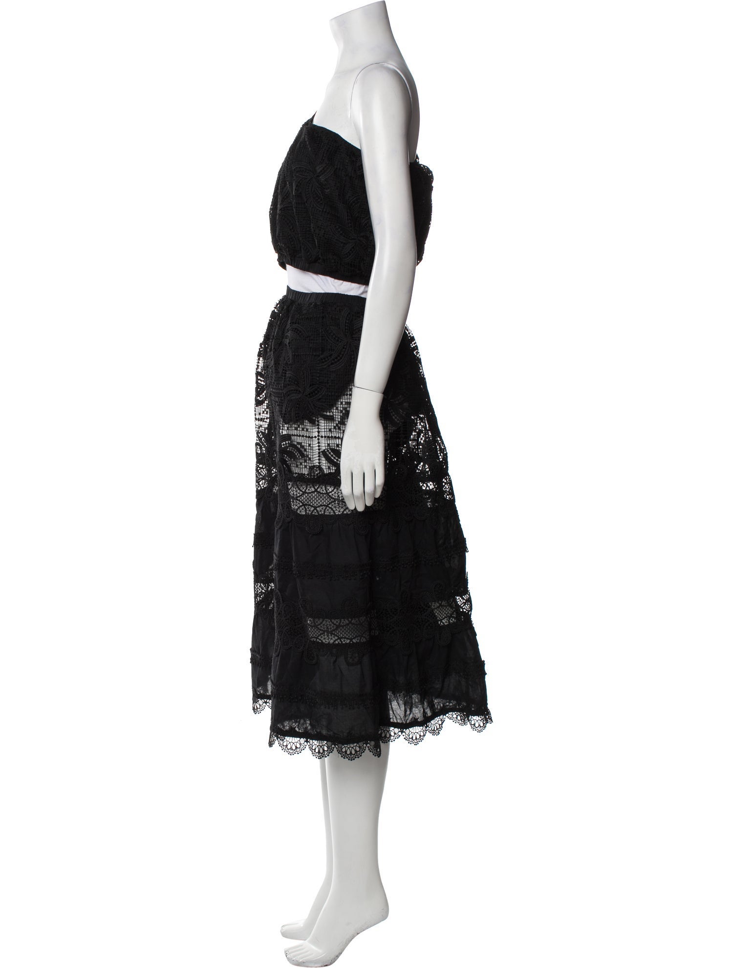 WaiMari Lace Pattern Midi Length Dress