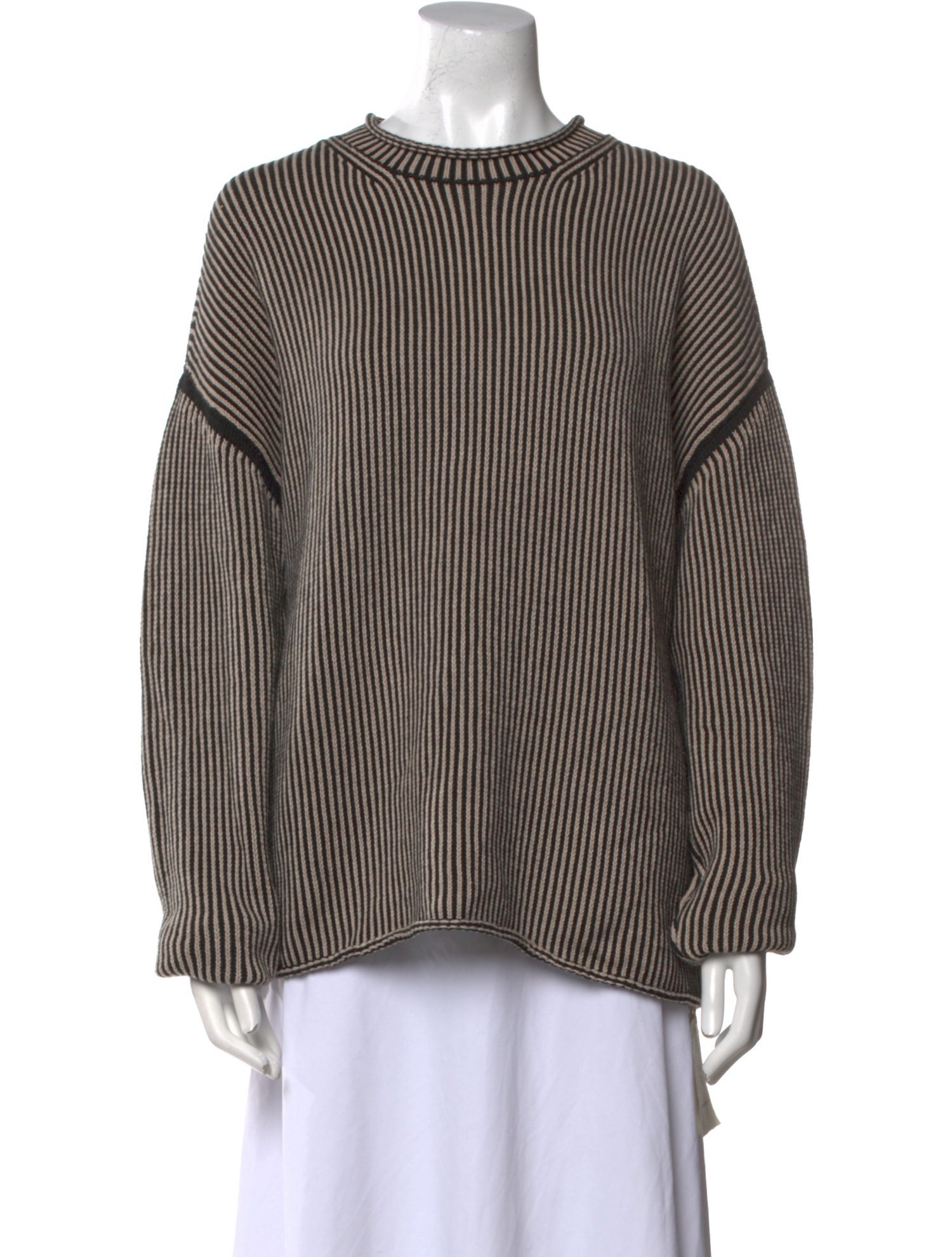 Lauren Manoogian w/ Tags