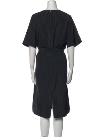 WJ MARTIN Crew Neck Midi Length Dress