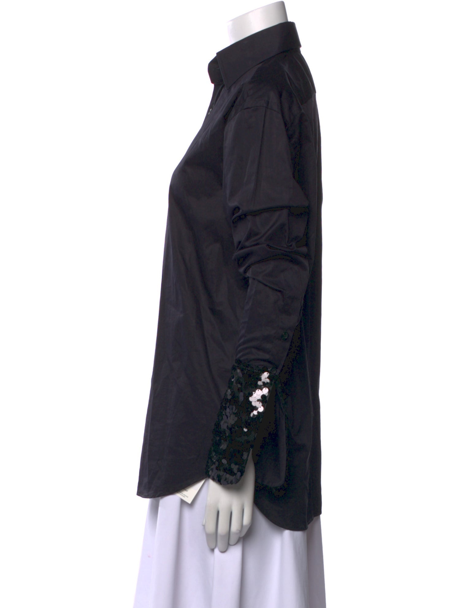 Woera Long Sleeve Button-Up Top