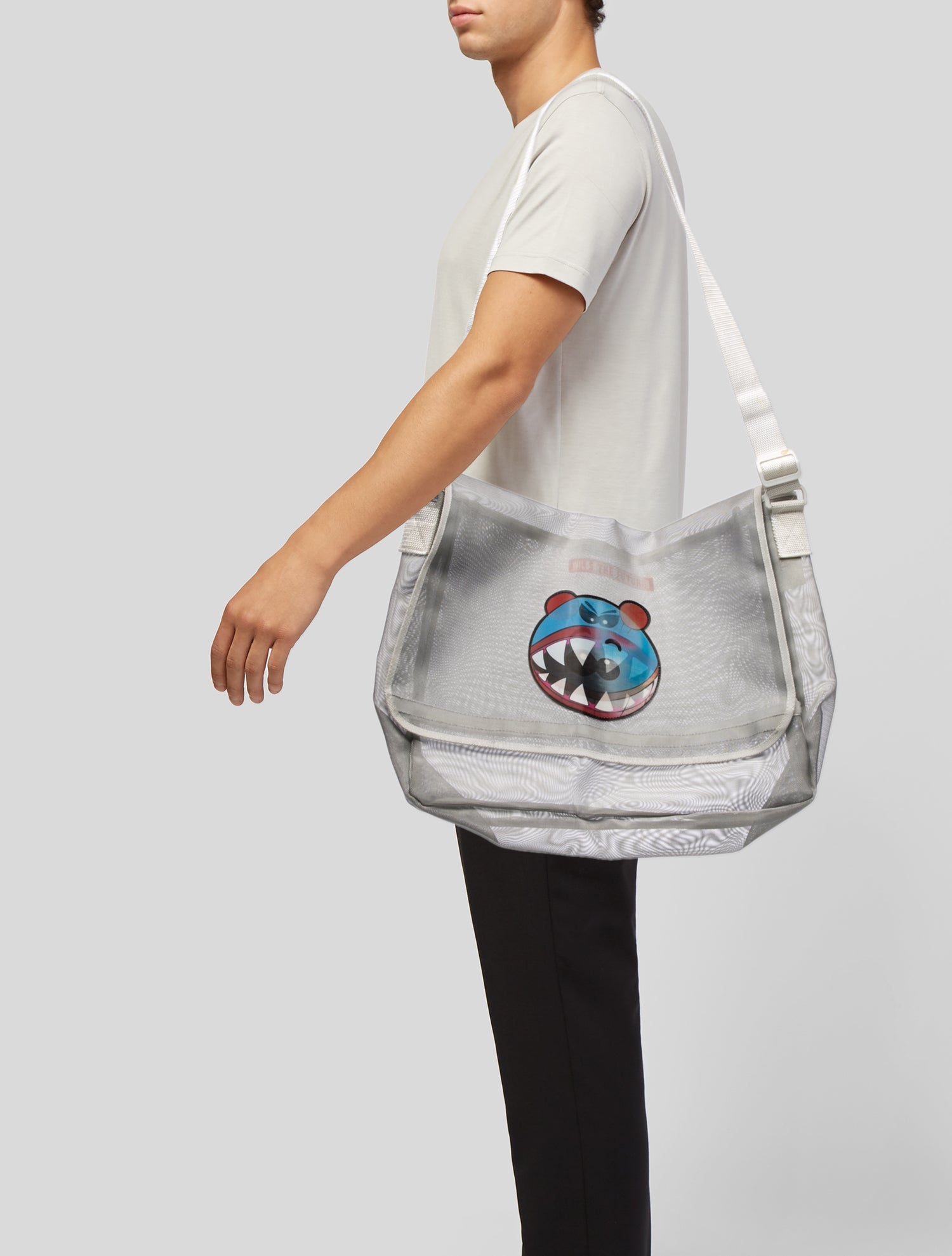 W&LT Mesh Messenger Bag