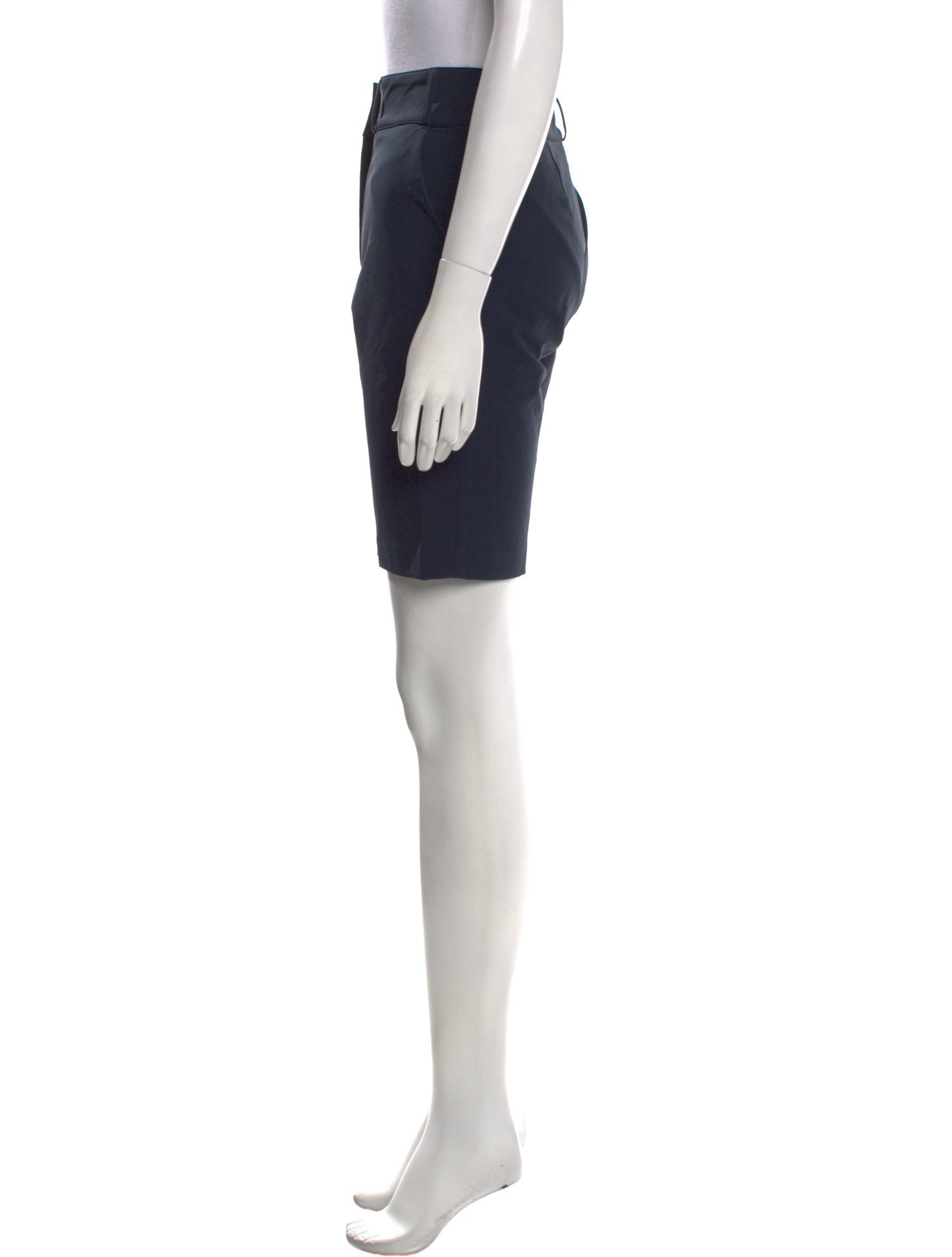 We Norwegians Knee-Length Shorts