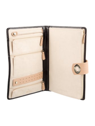 Wolf Leather Portfolio