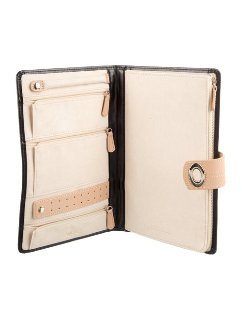 Wolf Leather Portfolio