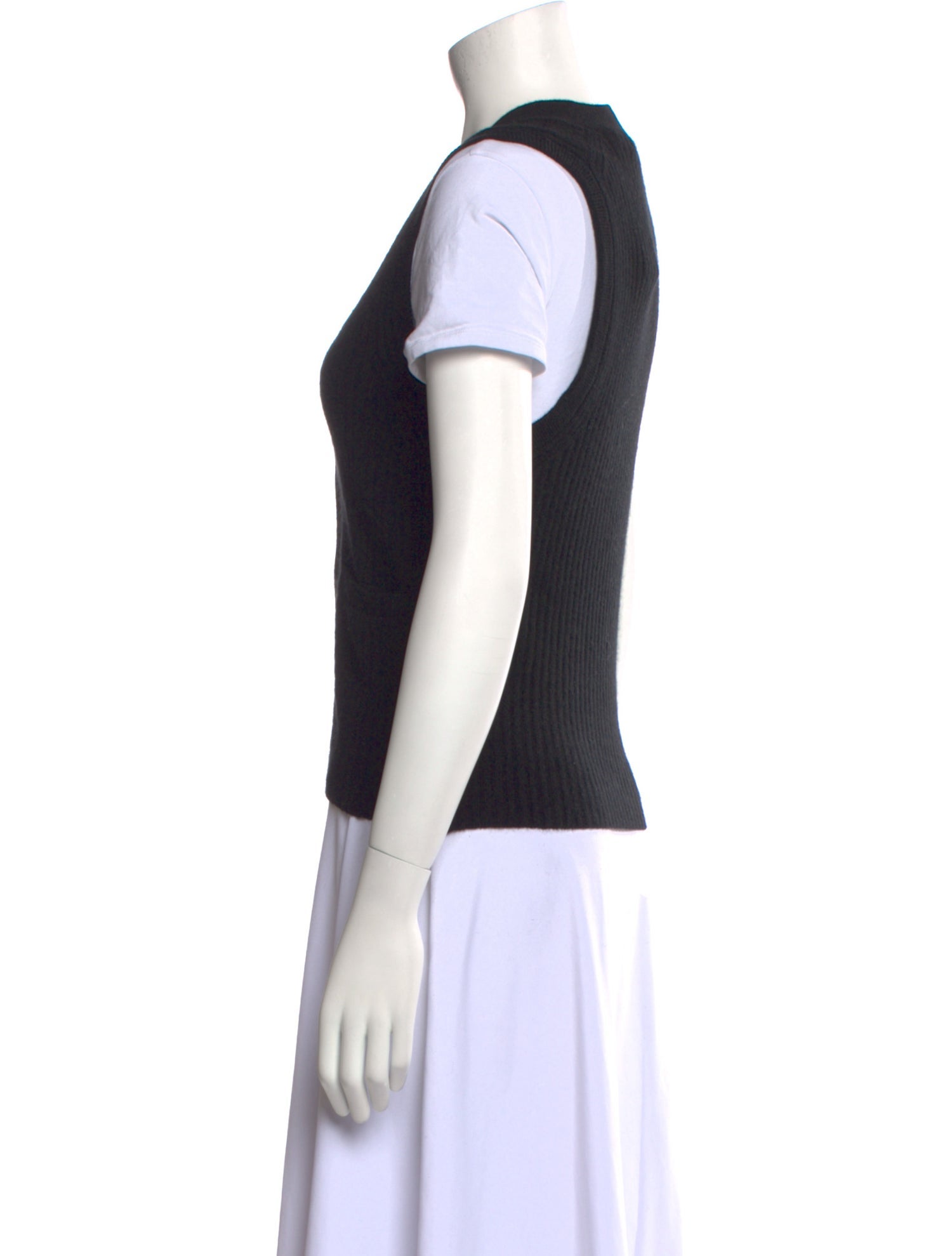 White + Warren Cashmere V-Neck Sweater