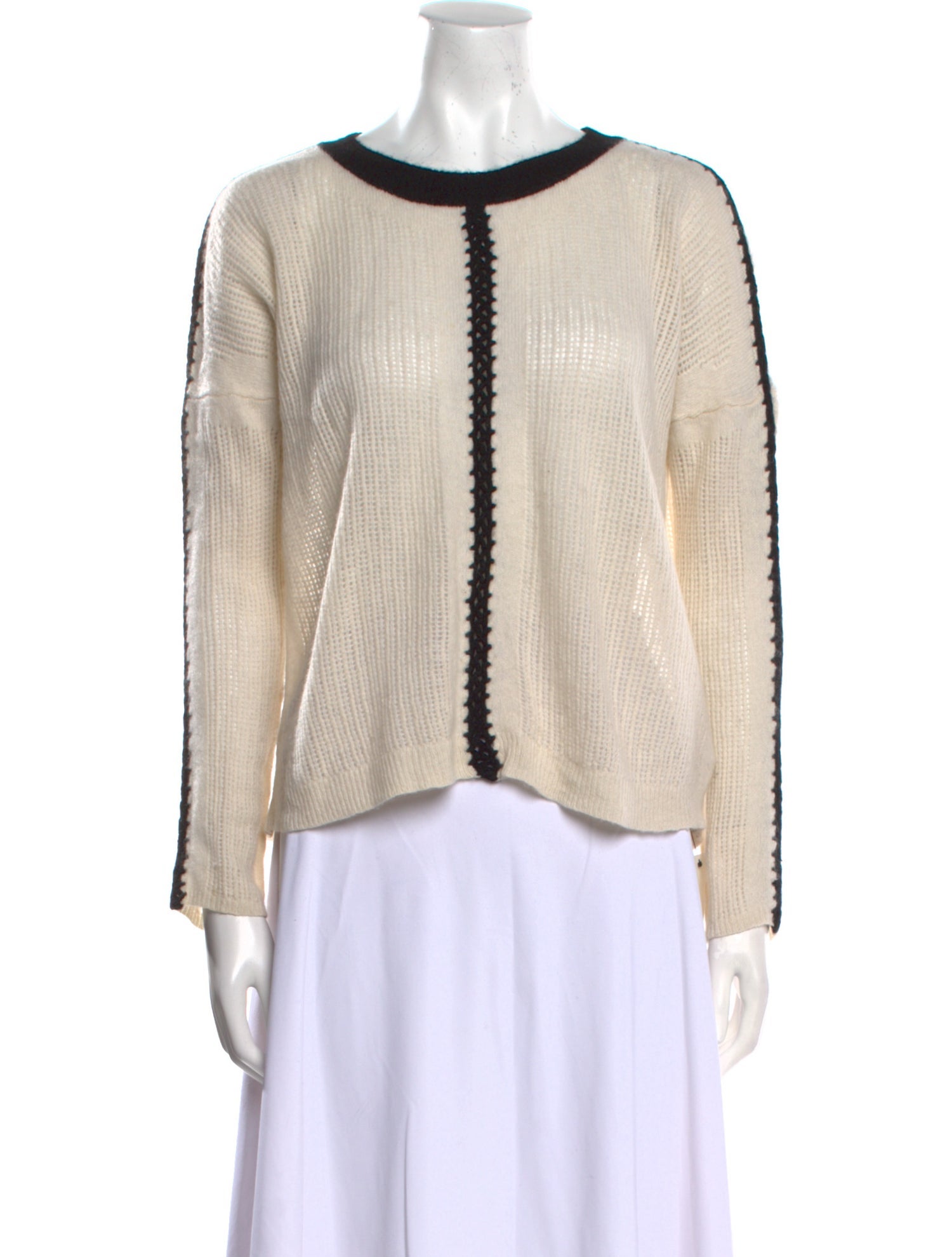 White + Warren Cashmere Scoop Neck Sweater