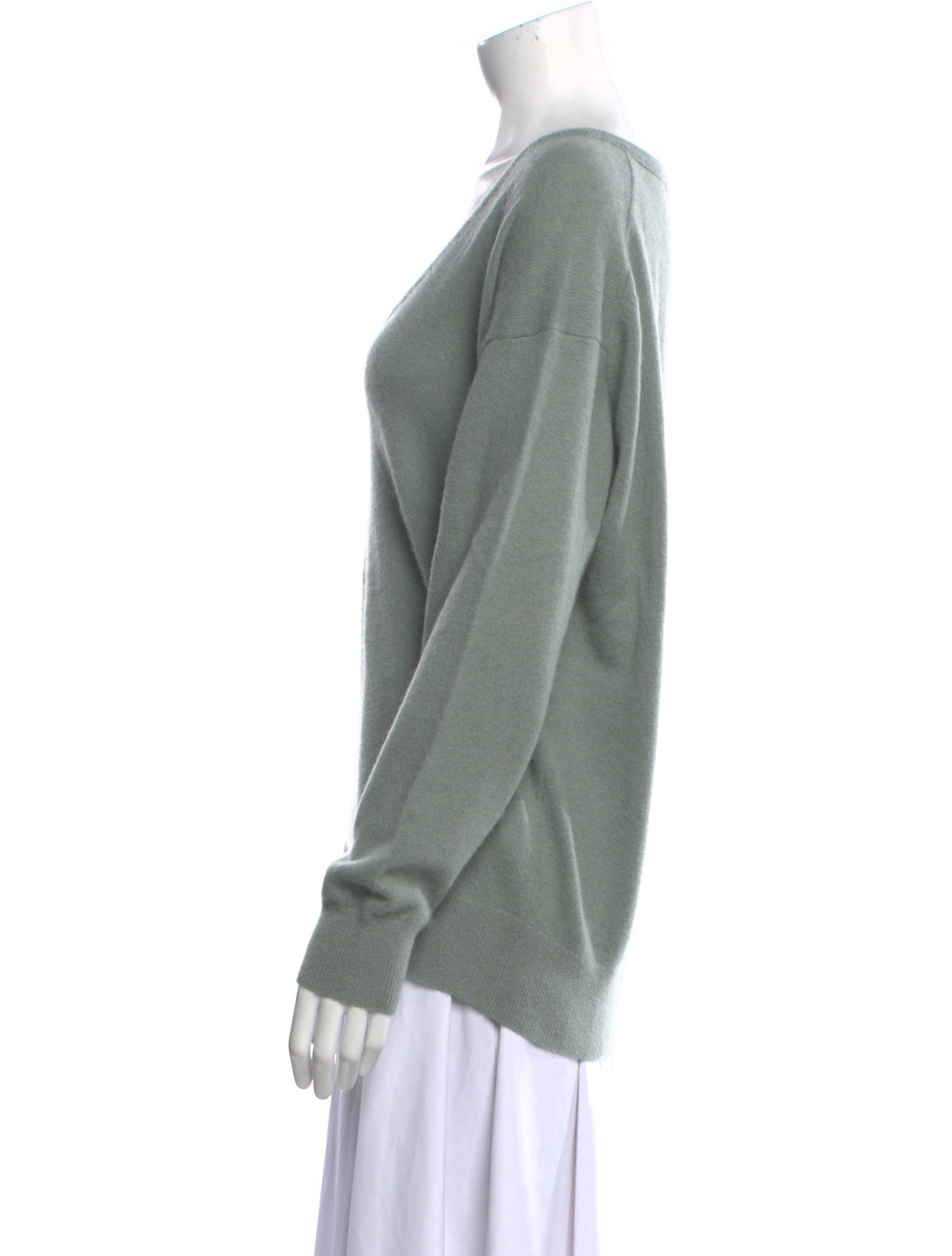 White + Warren Cashmere V-Neck Sweater