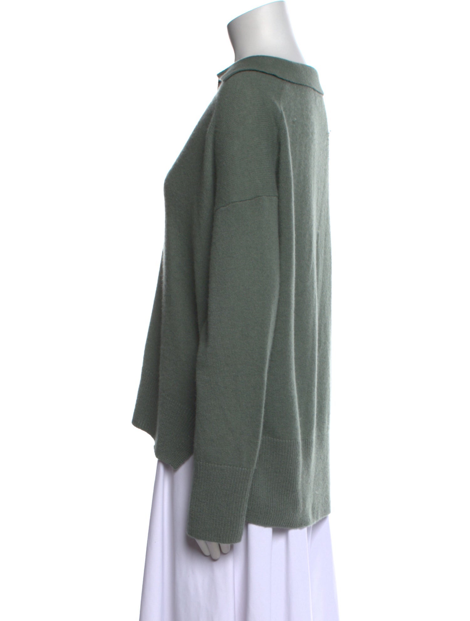 White + Warren Cashmere V-Neck Sweater