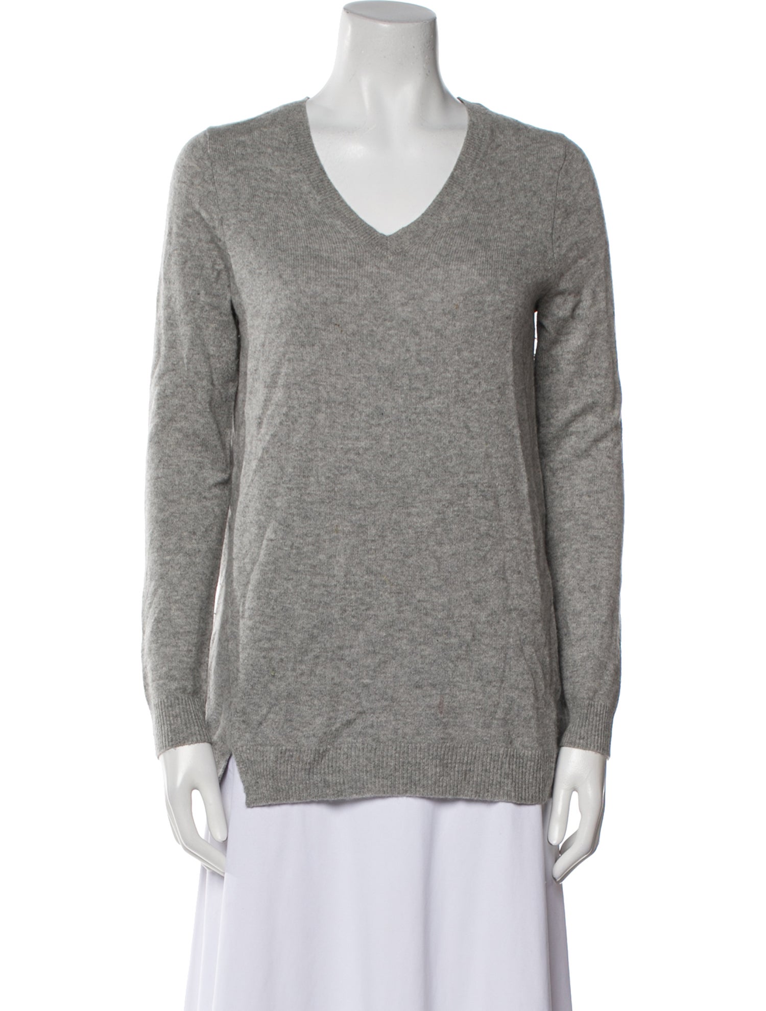 White + Warren Cashmere V-Neck Sweater