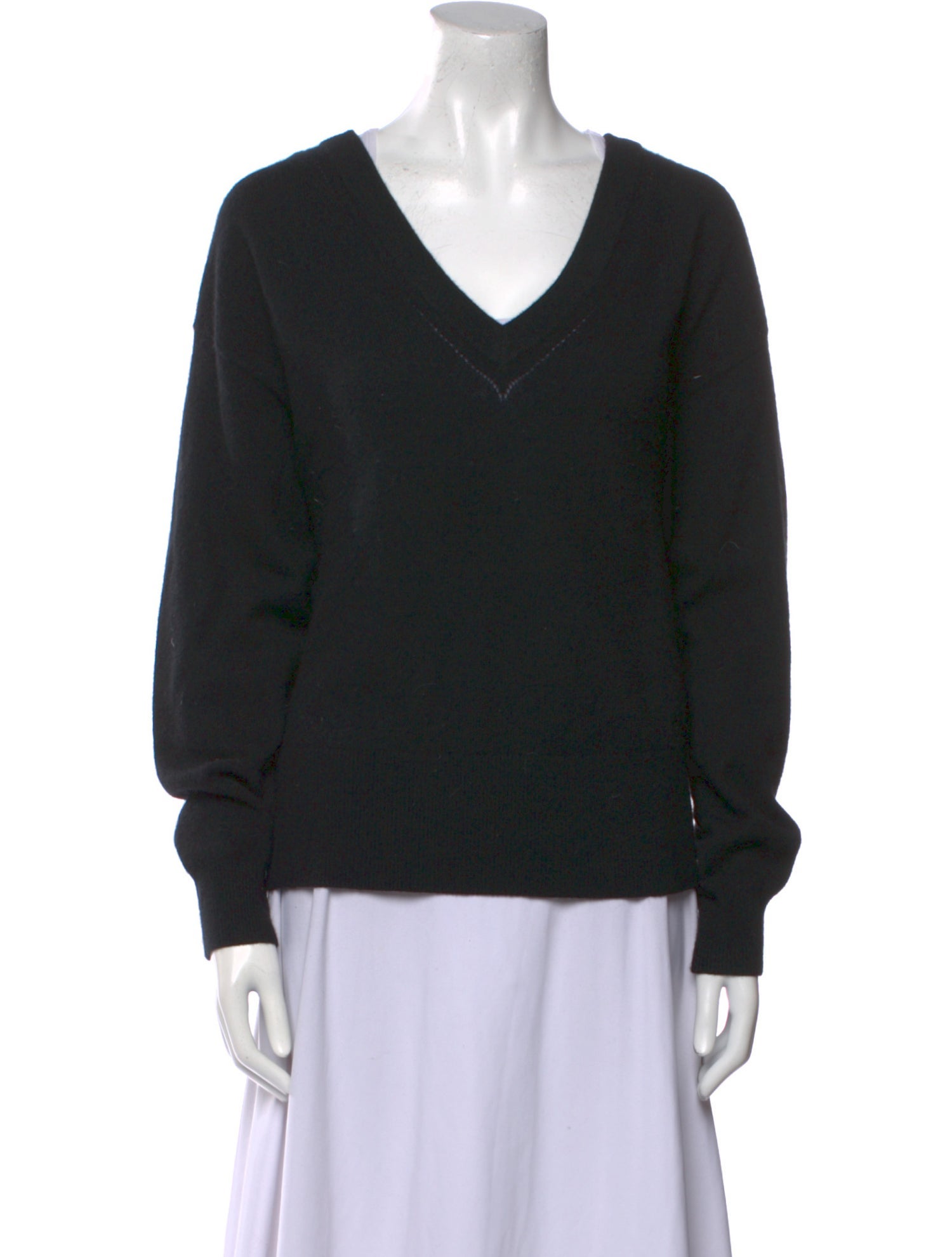 White + Warren Cashmere V-Neck Sweater