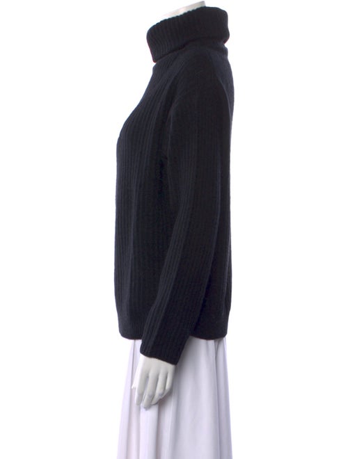 White + Warren Cashmere Turtleneck Sweater