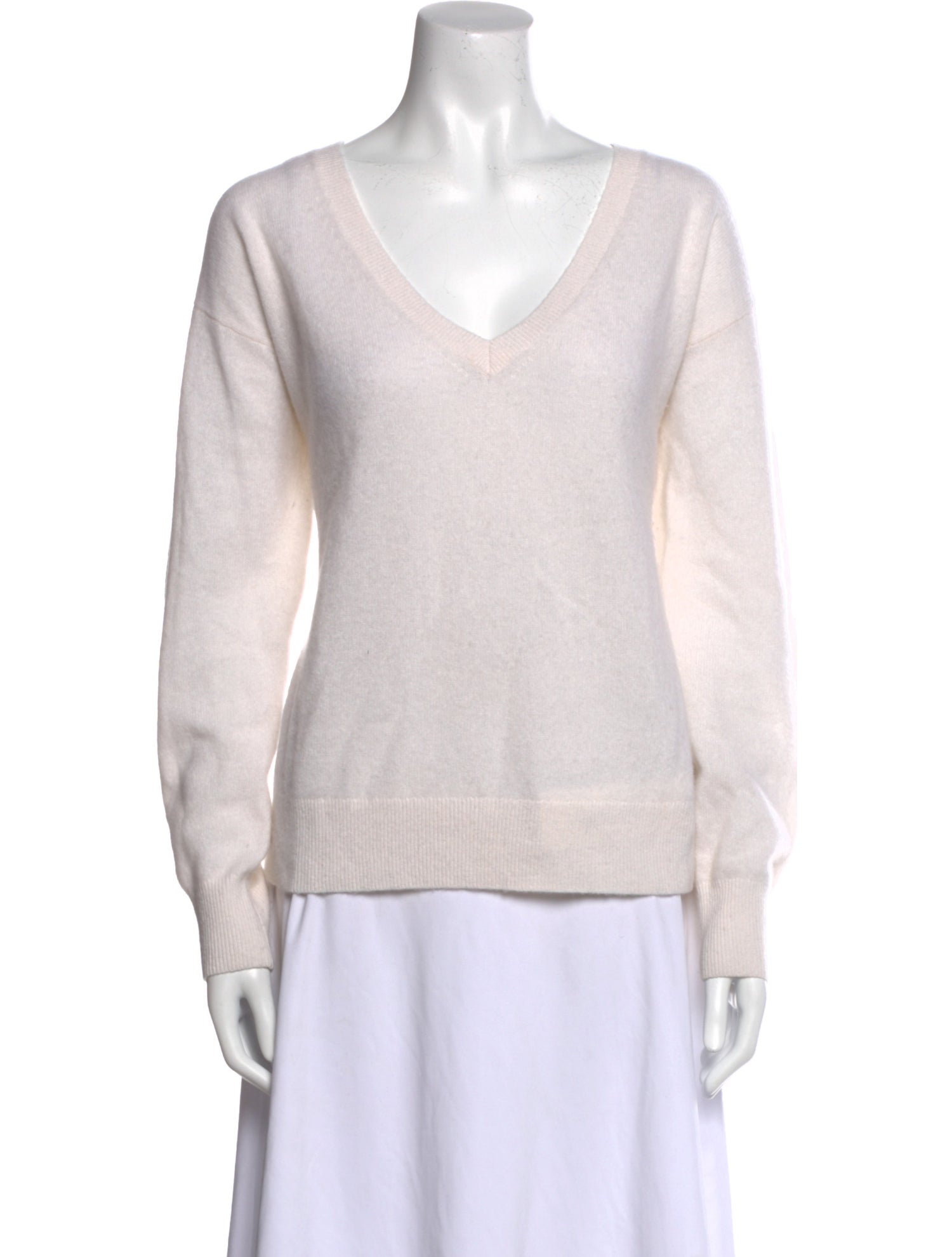 White + Warren Cashmere V-Neck Sweater